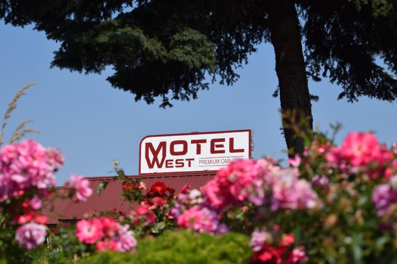 בנד Motel West מראה חיצוני תמונה