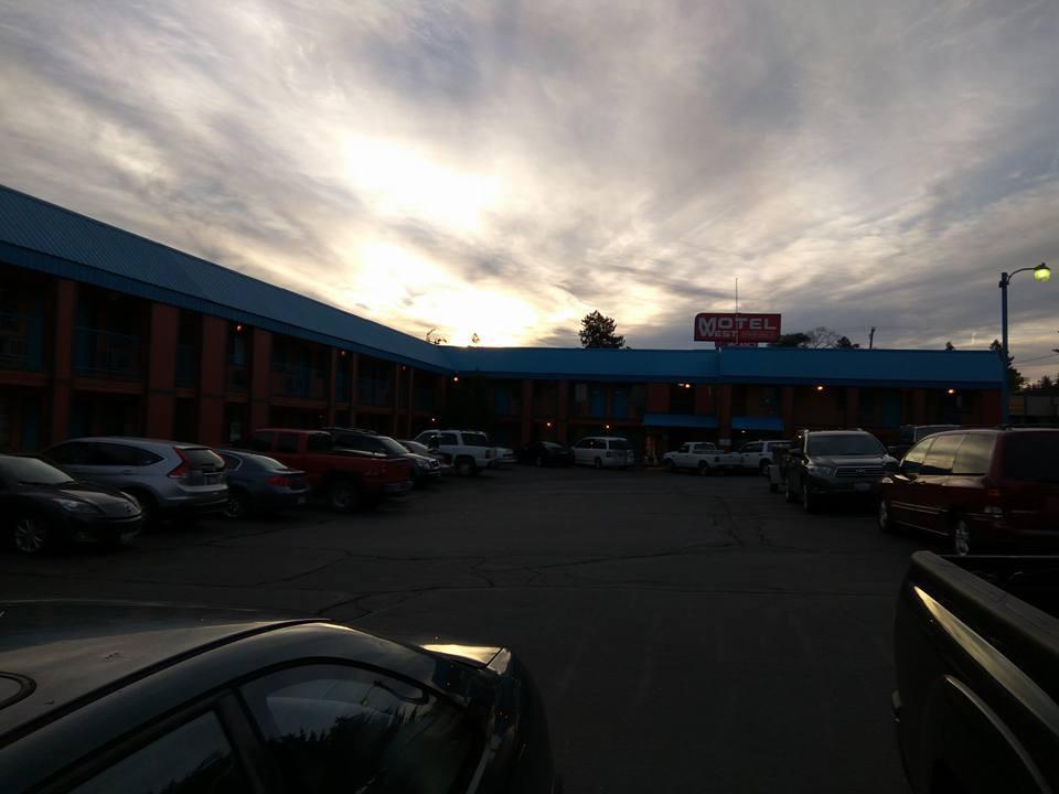 בנד Motel West מראה חיצוני תמונה