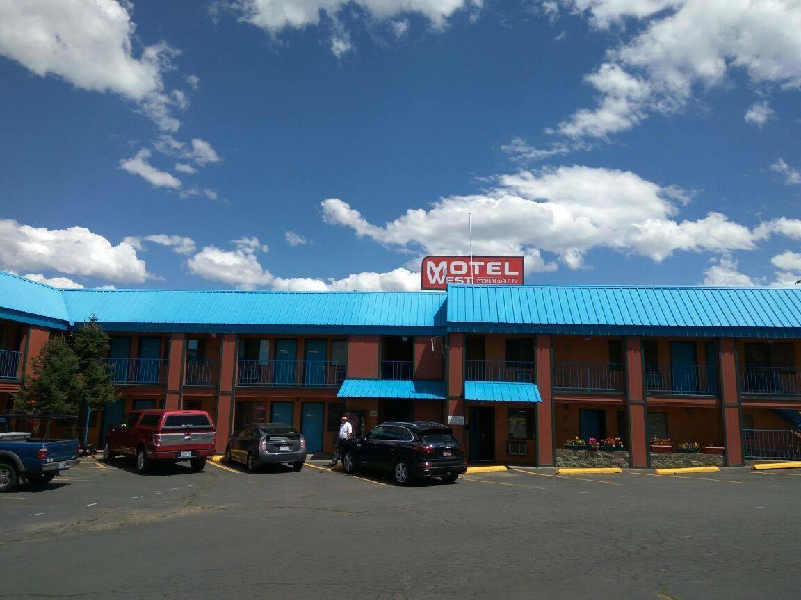 בנד Motel West מראה חיצוני תמונה