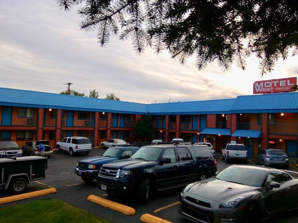 בנד Motel West מראה חיצוני תמונה