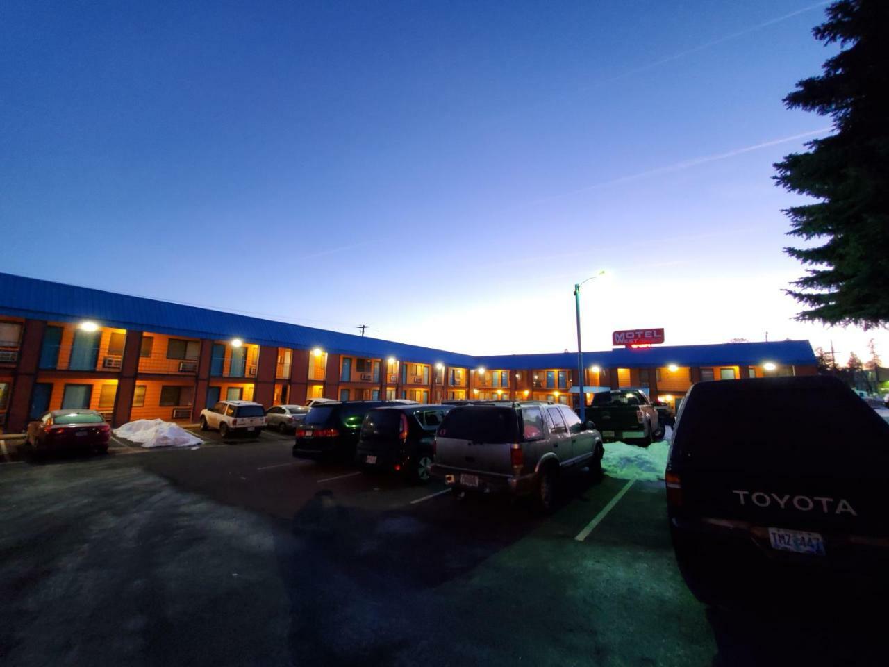 בנד Motel West מראה חיצוני תמונה