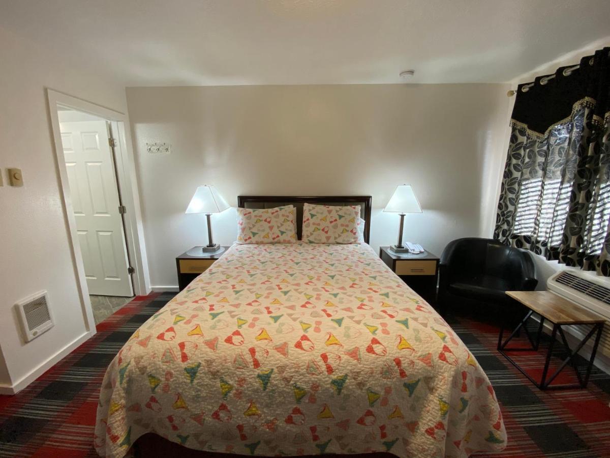 בנד Motel West מראה חיצוני תמונה